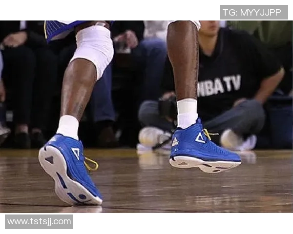 篮球女明星巴蒂尔的传奇之路与她对女性运动员的影响力探讨